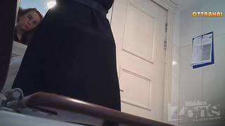 В туалете фото